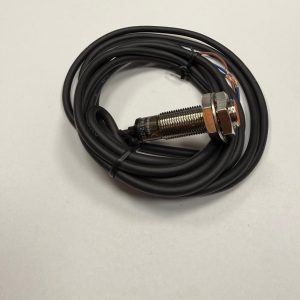 سنسور القایی مدل PR12-2DP